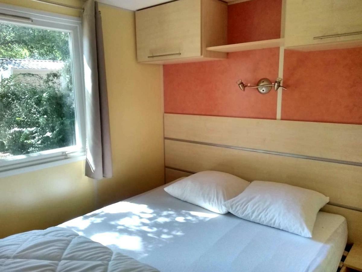 Les Voiles De Laives Hotell Exteriör bild